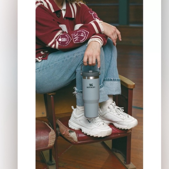 🎉LAST CHANCE🎉 NWT Stanley Iceflow Flip Straw 30 oz Tumbler - Picture 2 of 10